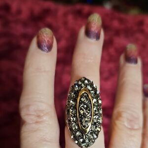 Elegant Gold and Silver Women's Ring